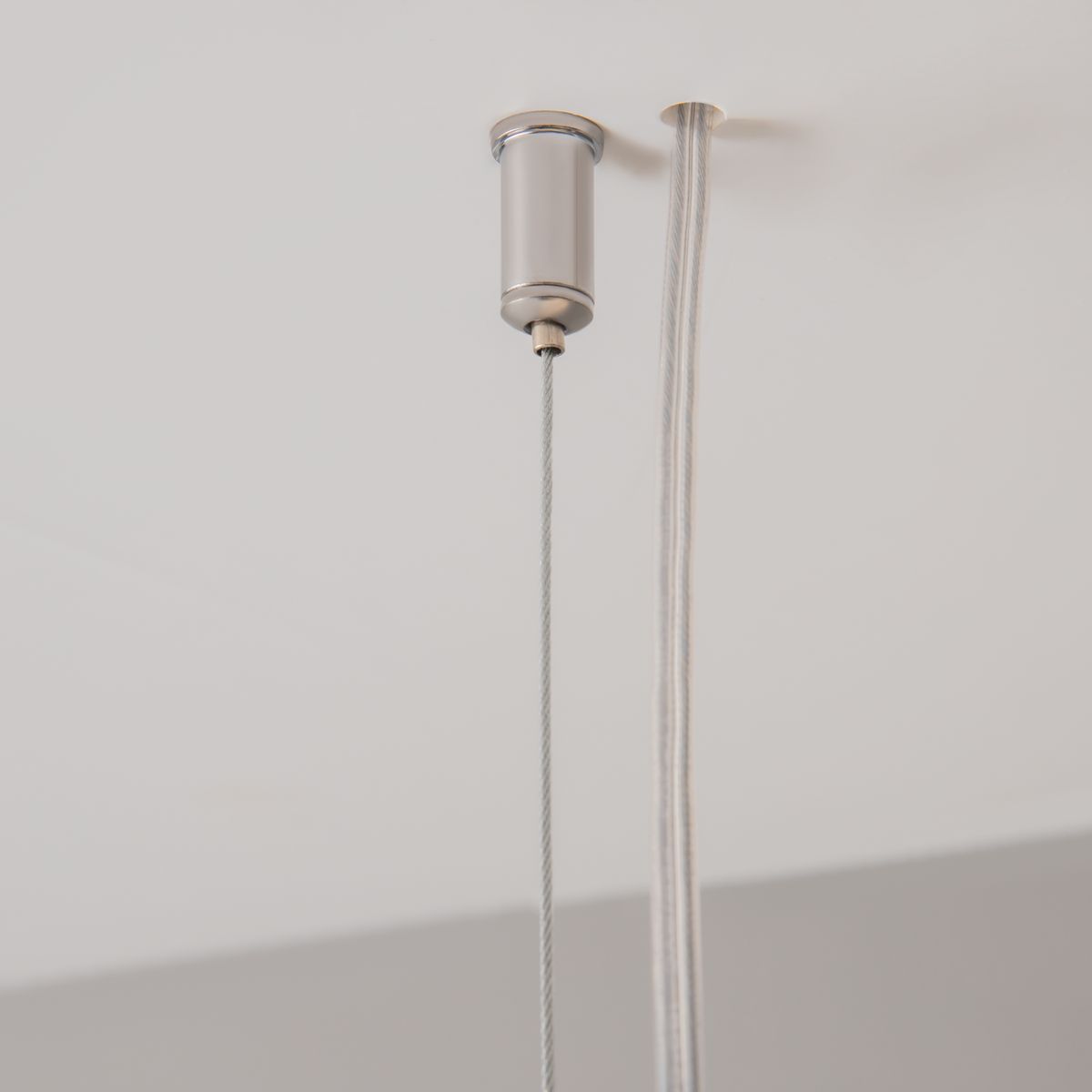 Подвесной светодиодный светильник Maytoni Vinder P050PL-L40W4K 2