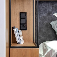 Розетка Werkel с заземлением и шторками черный матовый W1171108 4690389156885 3