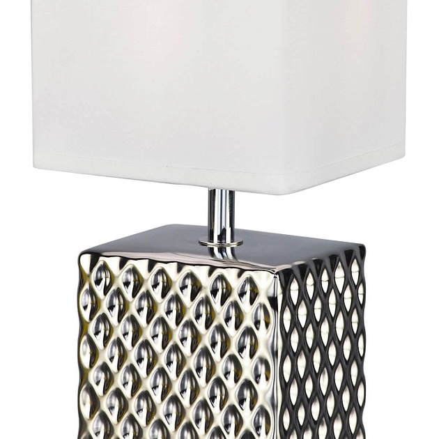 Настольная лампа Escada Edge 10150/L Silver изображение 2 Настольная лампа Escada Edge 10150/L Silver Фото № 2