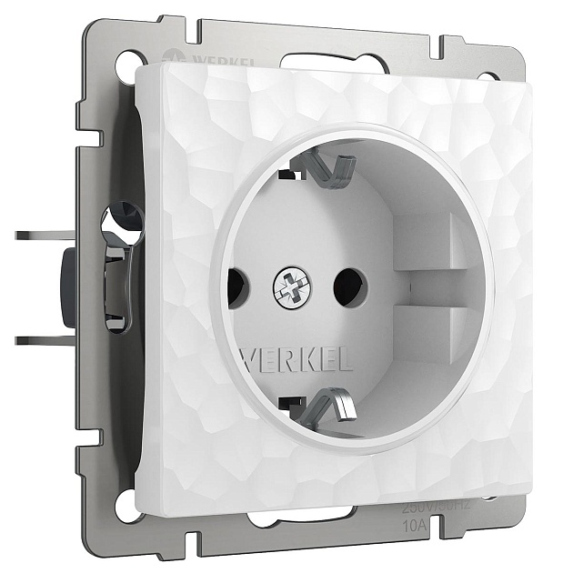 Розетка Werkel Hammer с заземлением белый W1271001 4690389162794 Фото № 1