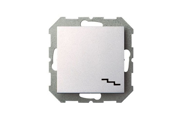 Переключатель одноклавишный Liregus Epsilon серебро 28-177 Фото № 3