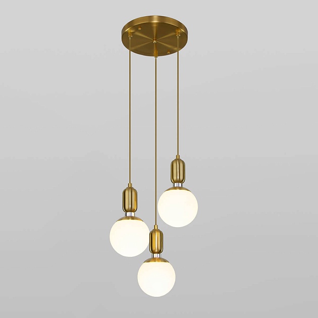 Подвесной светильник Eurosvet 50151/3 латунь изображение 1 Подвесной светильник Eurosvet 50151/3 латунь Фото № 1