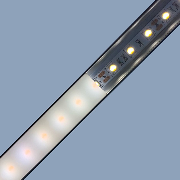 Профиль накладной с рассеивателем черный/белый 1м Apeyron 08-05-ЧБ изображение 5 Профиль накладной с рассеивателем черный/белый 1м Apeyron 08-05-ЧБ Фото № 5