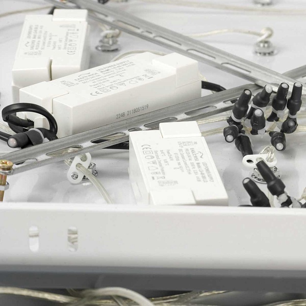 Подвесная светодиодная люстра Lussole Loft Littlerock LSP-7098 изображение 3 Подвесная светодиодная люстра Lussole Loft Littlerock LSP-7098 Фото № 3