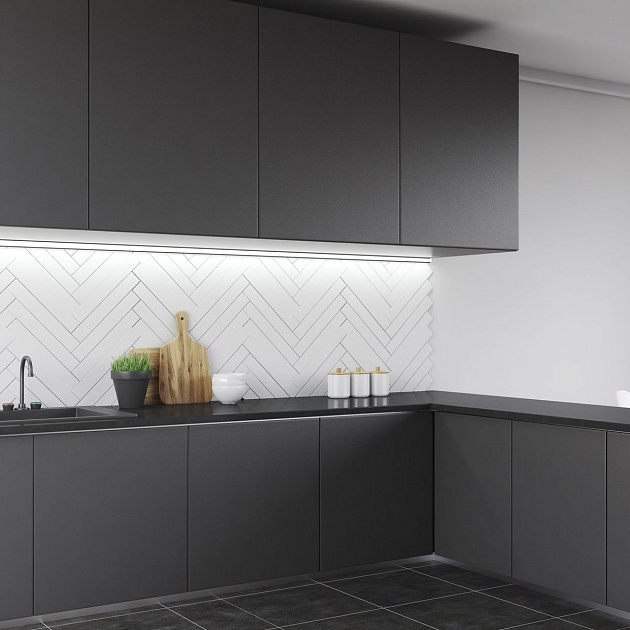 Профиль угловой накладной с рассеивателем черный/белый 1м. Apeyron 08-07-ЧБ Фото № 14