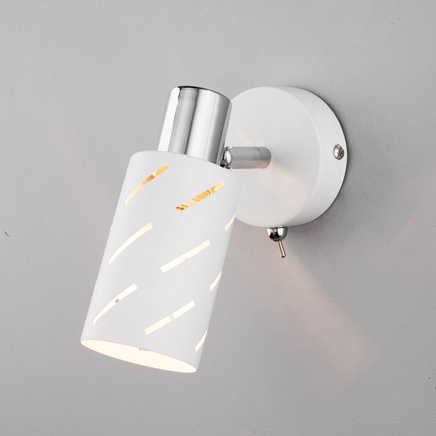 Спот Eurosvet Fente 20090/1 белый/хром изображение 1 Спот Eurosvet Fente 20090/1 белый/хром Фото № 1