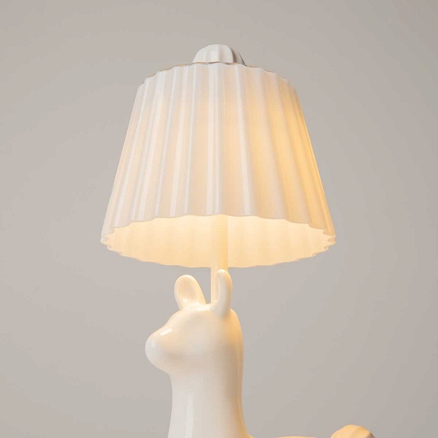 Настольный светильник Maytoni MOD377TL-L5W3K Фото № 2