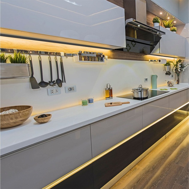 Профиль накладной с рассеивателем черный/белый 1м Apeyron 08-05-ЧБ изображение 10 Профиль накладной с рассеивателем черный/белый 1м Apeyron 08-05-ЧБ Фото № 10