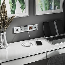 Розетка с заземлением Werkel серебряный W1171006 4690389156410 2