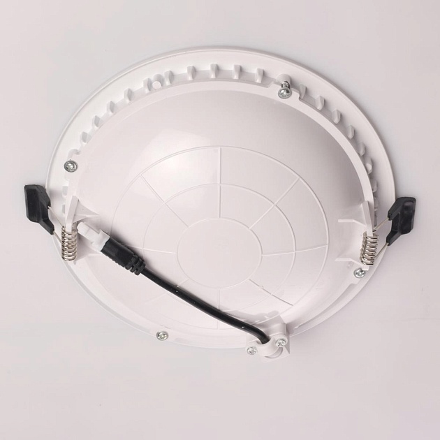 Встраиваемый светодиодный светильник De Markt Стаут 7 702012201 изображение 2 Встраиваемый светодиодный светильник De Markt Стаут 7 702012201 Фото № 2