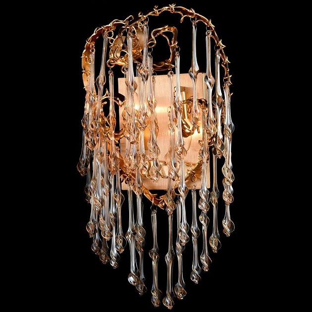 Настенный светильник Wertmark Amalia WE187.02.301 изображение 1 Настенный светильник Wertmark Amalia WE187.02.301 Фото № 1