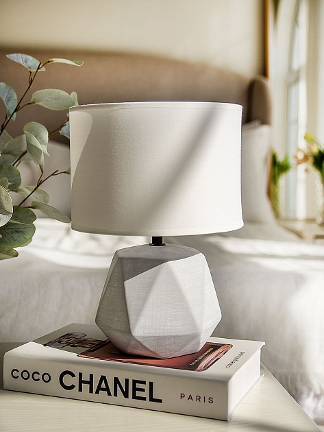 Настольная лампа Lucia Валентино 364 4606400051275 изображение 10 Настольная лампа Lucia Валентино 364 4606400051275 Фото № 10