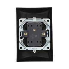 Розетка LK Studio двойная прямая с з/к, со шторками (серебристый металлик) LK60 863703-1 1