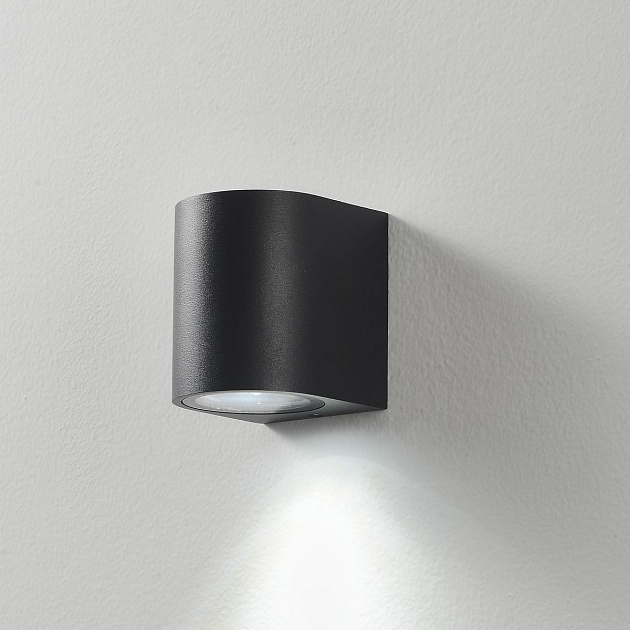 Уличный настенный светильник Crystal Lux CLT 527W1 BL изображение 1 Уличный настенный светильник Crystal Lux CLT 527W1 BL Фото № 1