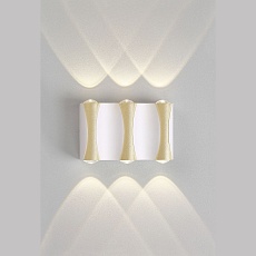 Настенный светодиодный светильник Crystal Lux CLT 022W3 WH-GO 4000K 3