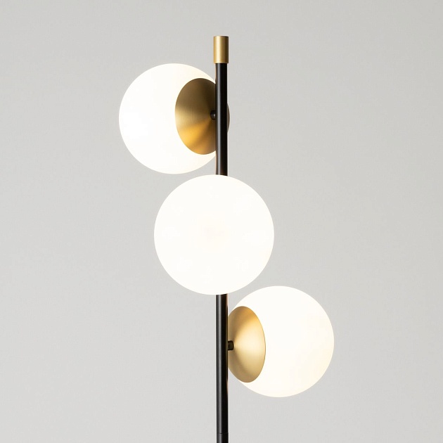 Торшер Maytoni Nostalgia MOD048FL-03G изображение 6 Торшер Maytoni Nostalgia MOD048FL-03G Фото № 6