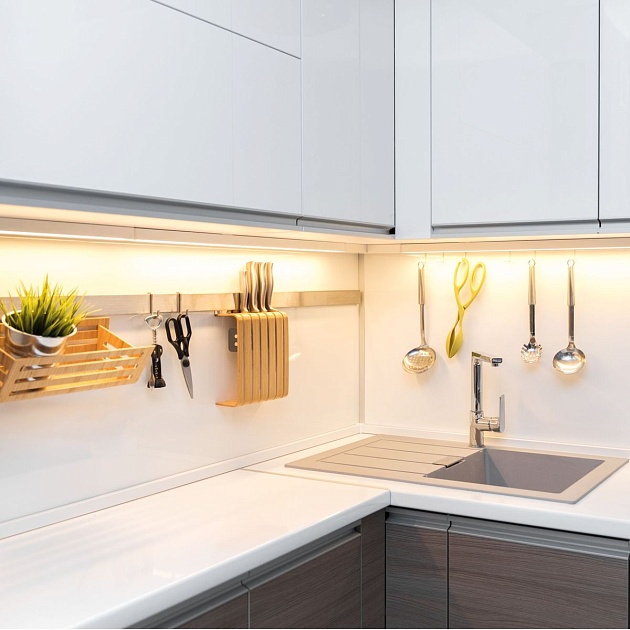 Профиль накладной с рассеивателем серебро 2м. Apeyron 08-14 изображение 8 Профиль накладной с рассеивателем серебро 2м. Apeyron 08-14 Фото № 8