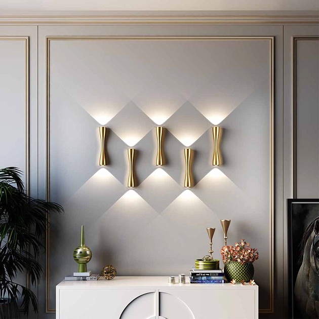 Настенный светодиодный светильник Odeon Light Hightech Anika 4292/10WL Фото № 5