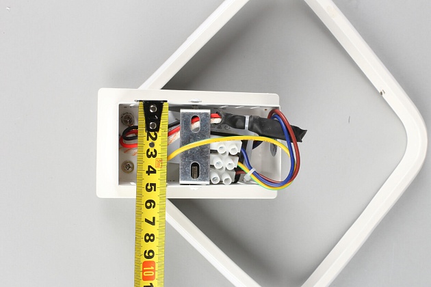 Настенный светодиодный светильник Omnilux Aversa OML-02901-12 Фото № 5