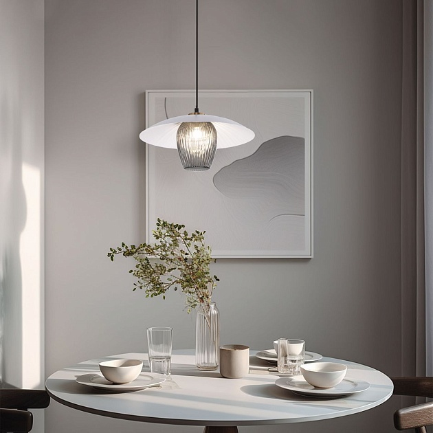 Подвесной светильник Eurosvet Kamari 50259/1 белый/дымчатый изображение 5 Подвесной светильник Eurosvet Kamari 50259/1 белый/дымчатый Фото № 5